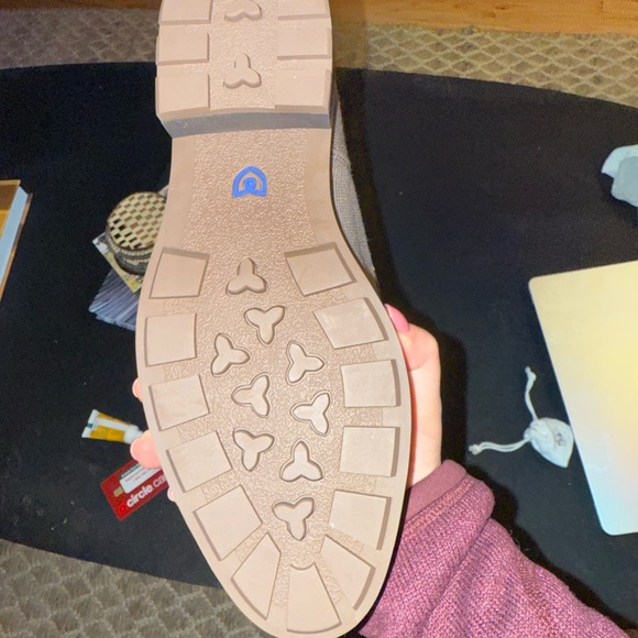 New rothy boots size 9 - Picture 2 of 6